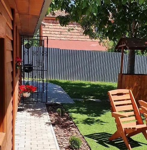 Family Wellness Jacuzzi Sauna Wood Fired Hot Tub 8 Min From Heviz *