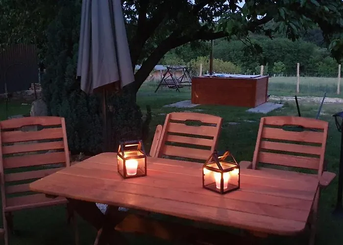 Apartment Family Wellness Jacuzzi Sauna Wood Fired Hot Tub 8 Min From Heviz *