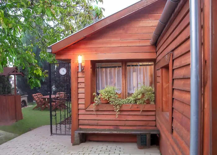 Family Wellness Jacuzzi Sauna Wood Fired Hot Tub 8 Min From Heviz דירה