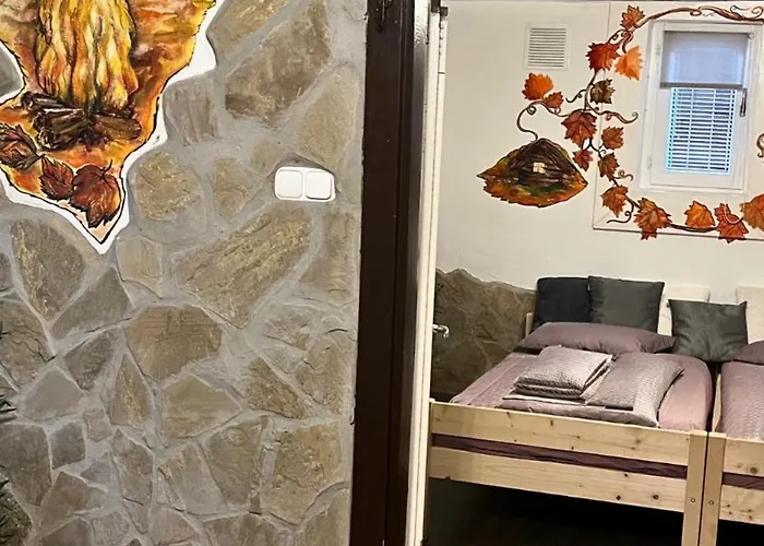 Family Wellness Jacuzzi Sauna Wood Fired Hot Tub 8 Min From Heviz דירה