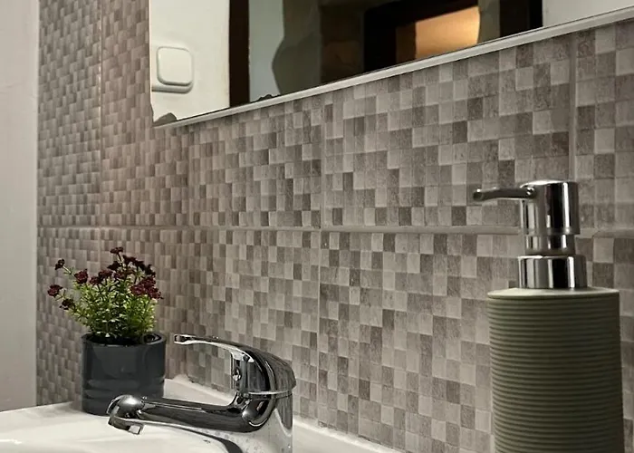 דירה Family Wellness Jacuzzi Sauna Wood Fired Hot Tub 8 Min From Heviz *